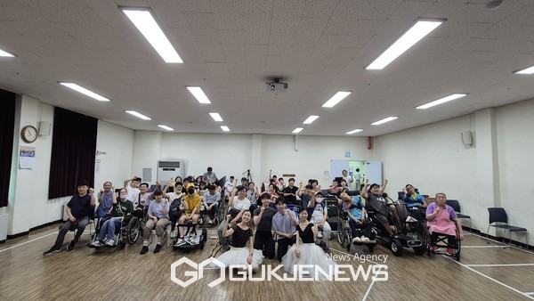 국제2.jpg